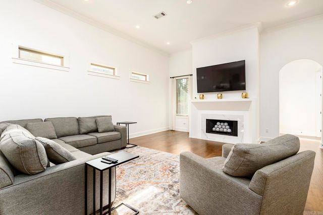 736 Wildcreek Circle, Little Rock, AR 72223