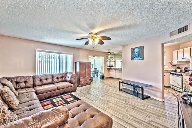 5243 Orinda Avenue, Las Vegas, NV 89120