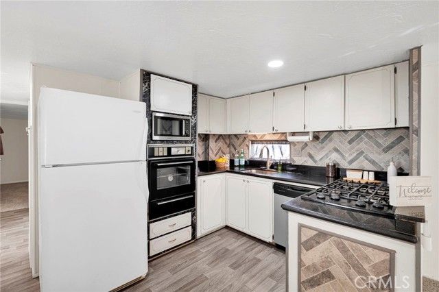 15251 Village Drive 52, Victorville, CA 92394