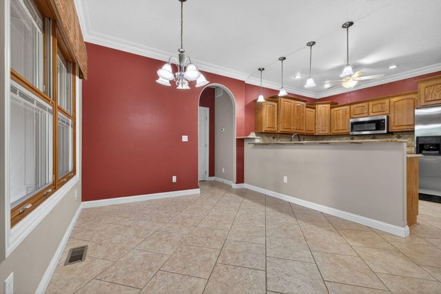 152 Dry Creek Lane, Highlandville, MO 65669