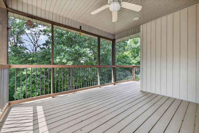 152 Dry Creek Lane, Highlandville, MO 65669