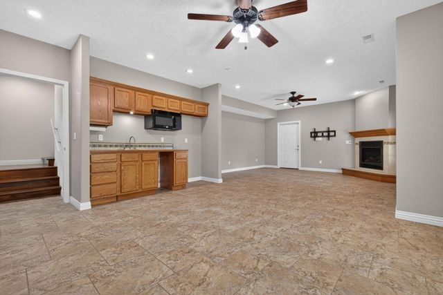 152 Dry Creek Lane, Highlandville, MO 65669