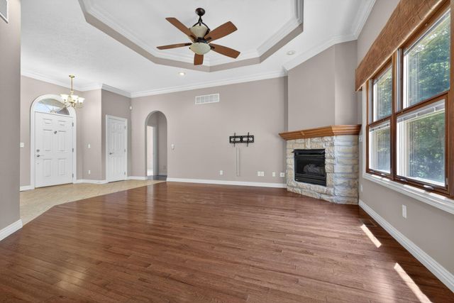 152 Dry Creek Lane, Highlandville, MO 65669
