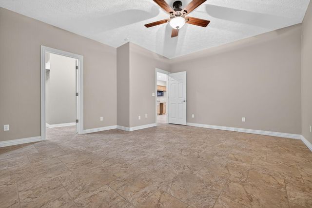 152 Dry Creek Lane, Highlandville, MO 65669