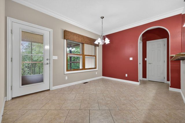 152 Dry Creek Lane, Highlandville, MO 65669