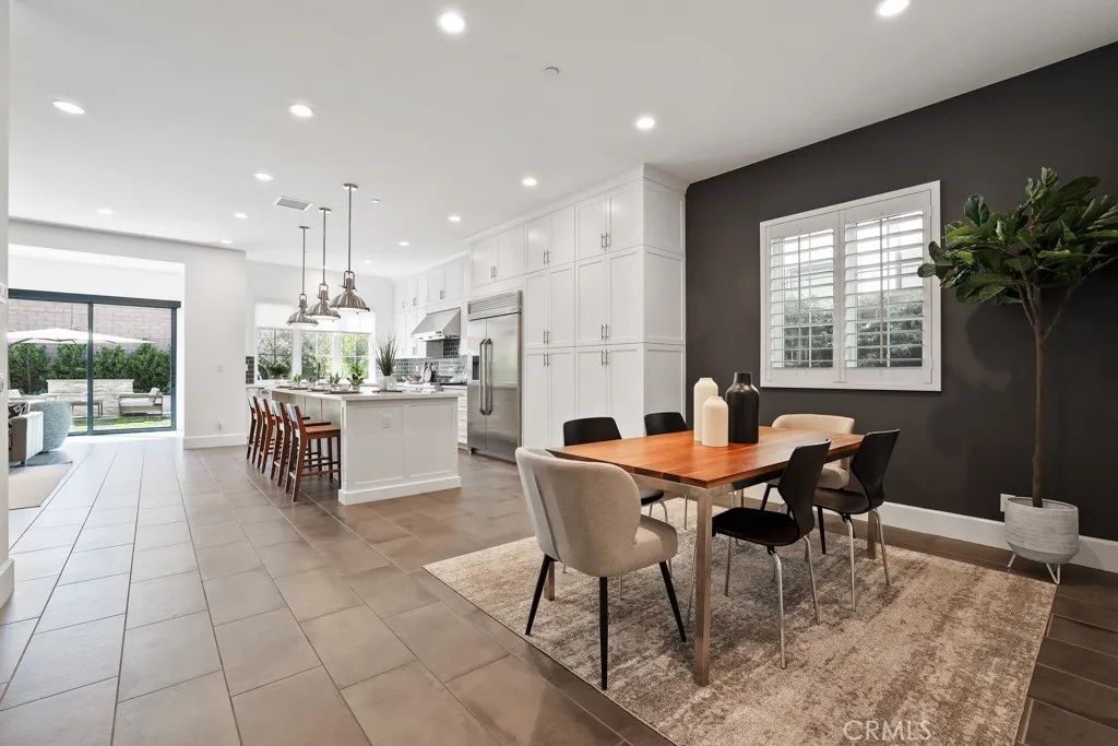 Image 21 of property listing at 91 Rockinghorse, Irvine, CA 92602