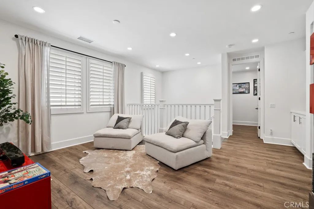Image 27 of property listing at 91 Rockinghorse, Irvine, CA 92602