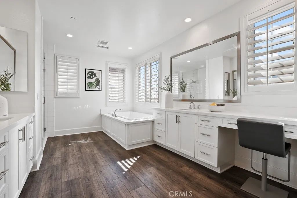 Image 37 of property listing at 91 Rockinghorse, Irvine, CA 92602