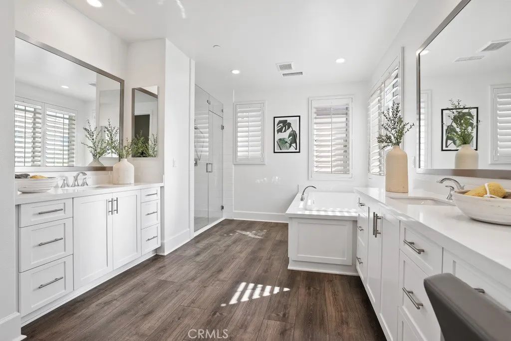 Image 38 of property listing at 91 Rockinghorse, Irvine, CA 92602