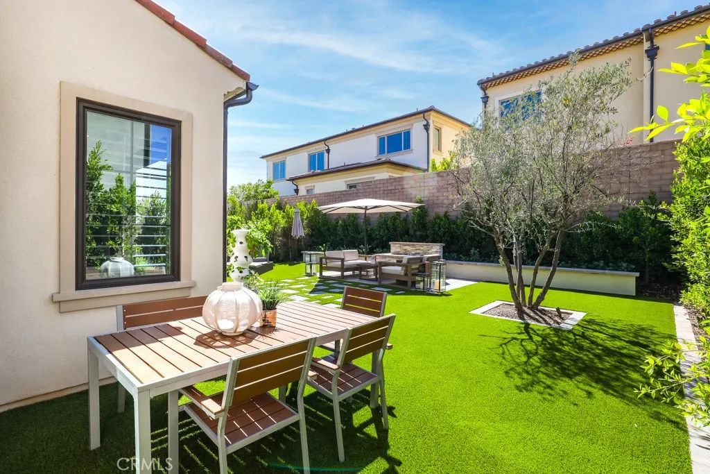 Image 50 of property listing at 91 Rockinghorse, Irvine, CA 92602