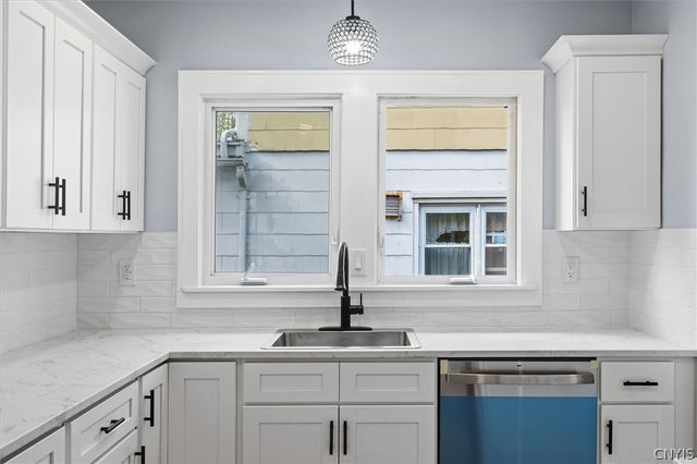226 Plymouth Drive, Syracuse, NY 13206