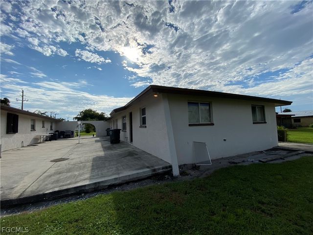 1916 High ST 1910, Fort Myers, FL 33916