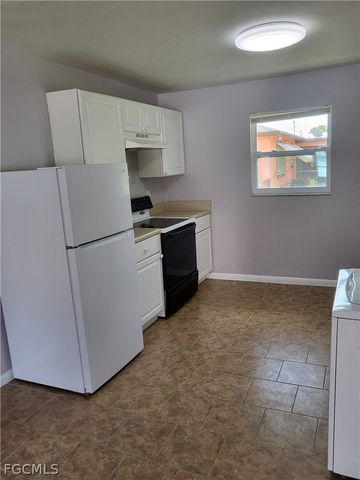 1916 High ST 1910, Fort Myers, FL 33916