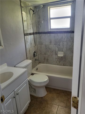 1916 High ST 1910, Fort Myers, FL 33916