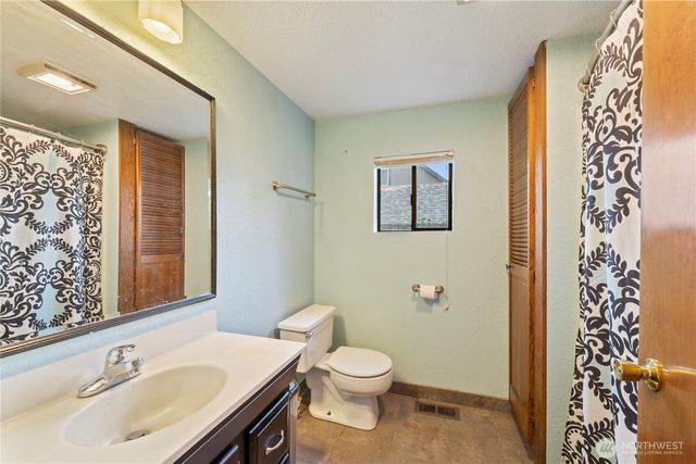 220 S Roosevelt Street, Walla Walla, WA 99362