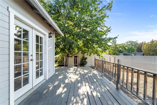 220 S Roosevelt Street, Walla Walla, WA 99362