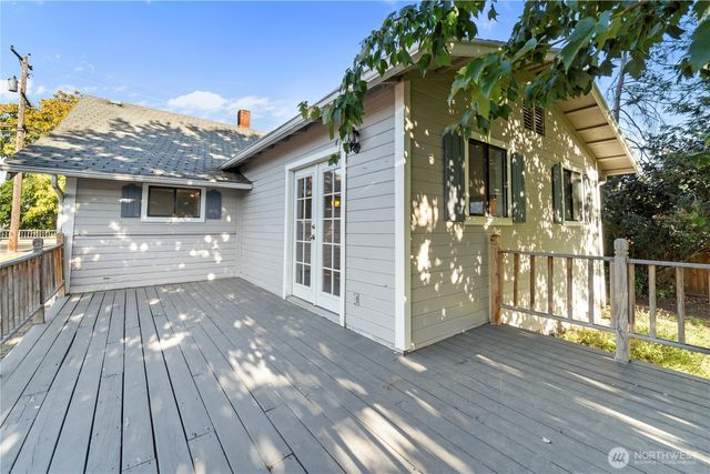 220 S Roosevelt Street, Walla Walla, WA 99362