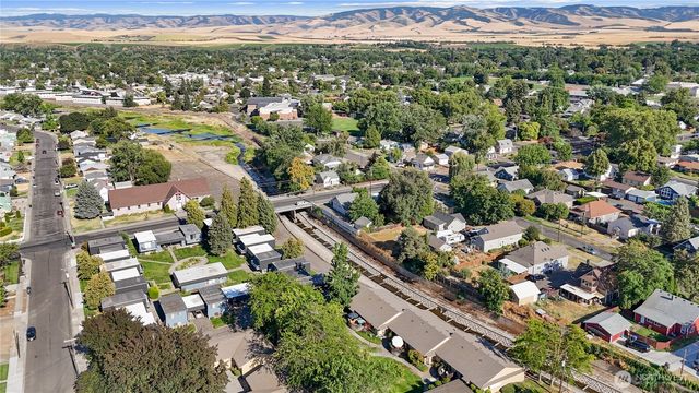 220 S Roosevelt Street, Walla Walla, WA 99362