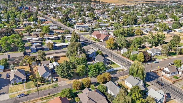 220 S Roosevelt Street, Walla Walla, WA 99362