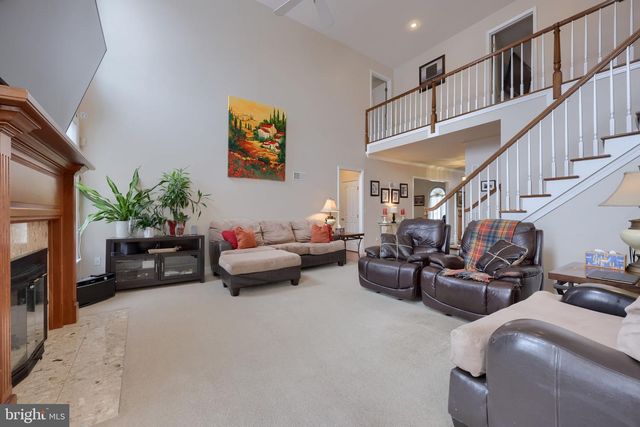 4972 FARMINGTON RD, Harrisburg, PA 17112