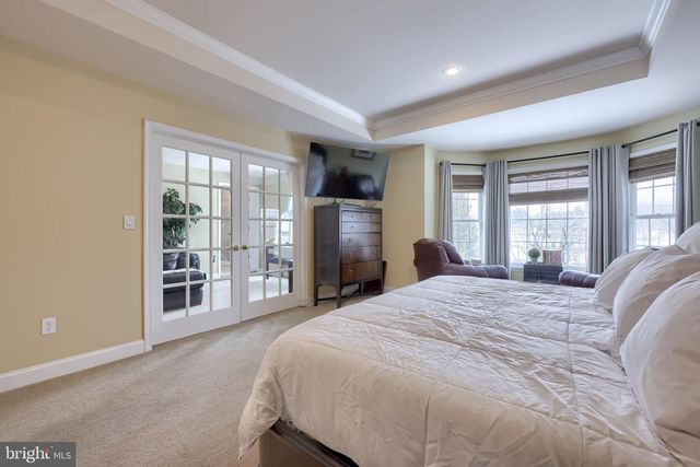 4972 FARMINGTON RD, Harrisburg, PA 17112