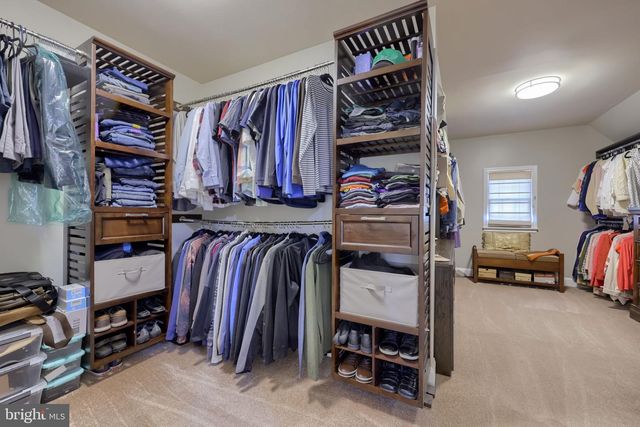 4972 FARMINGTON RD, Harrisburg, PA 17112