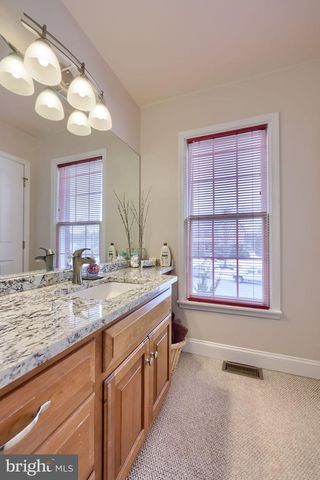 4972 FARMINGTON RD, Harrisburg, PA 17112