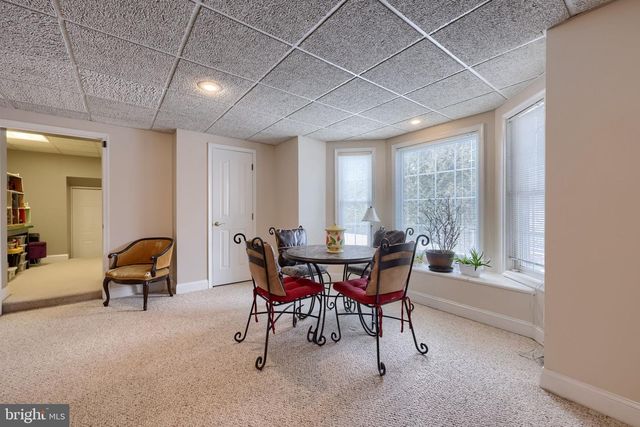 4972 FARMINGTON RD, Harrisburg, PA 17112