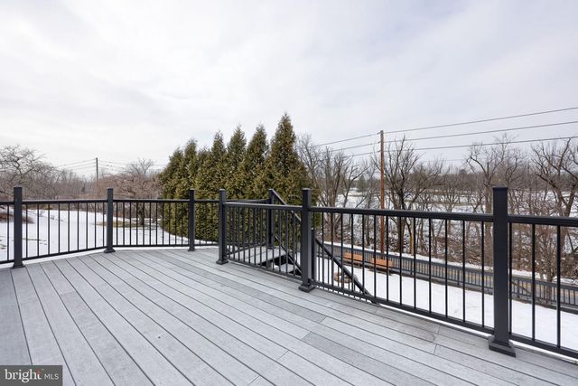 4972 FARMINGTON RD, Harrisburg, PA 17112