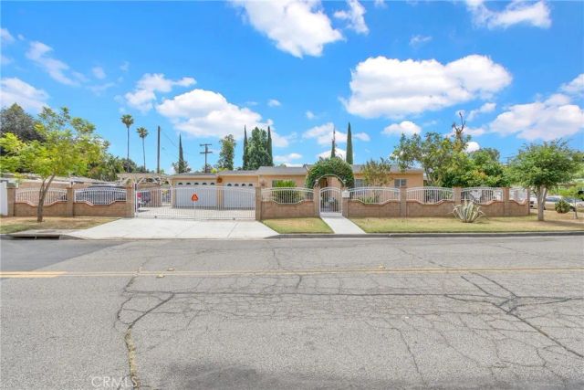3765 Verde, Riverside, CA 92504