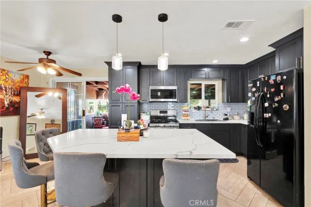 3765 Verde, Riverside, CA 92504