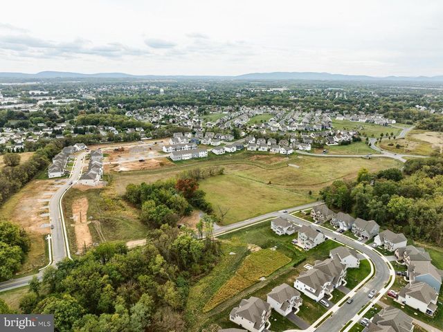 29 TILGHMAN TRL, Mechanicsburg, PA 17050