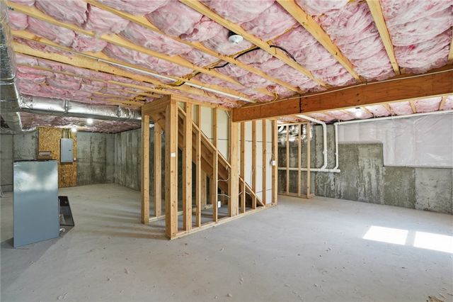 2 Teresa Ann Crossing 2, West Warwick, RI 02893