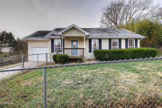 507 Cedar Street, Mount Carmel, TN 37645