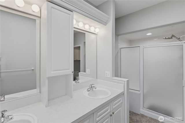 3814 69th Avenue W, University Place, WA 98466