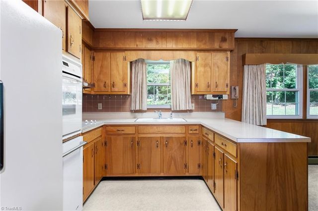 1949 Neelley Road, Pleasant Garden, NC 27313