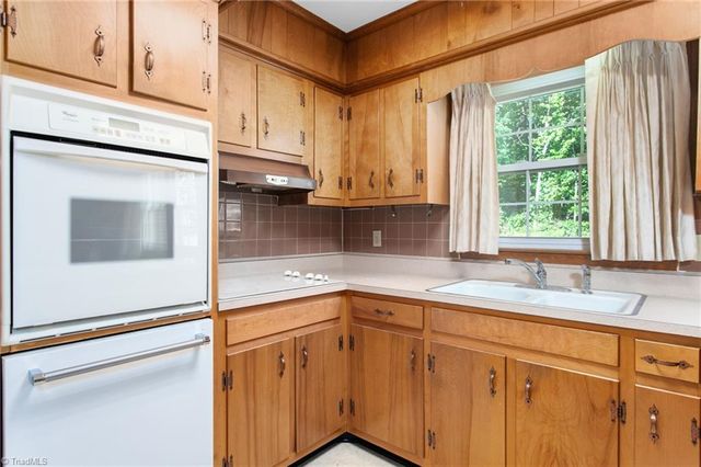 1949 Neelley Road, Pleasant Garden, NC 27313