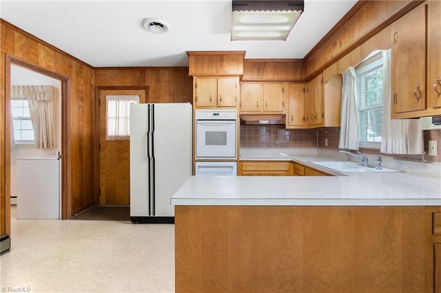 1949 Neelley Road, Pleasant Garden, NC 27313