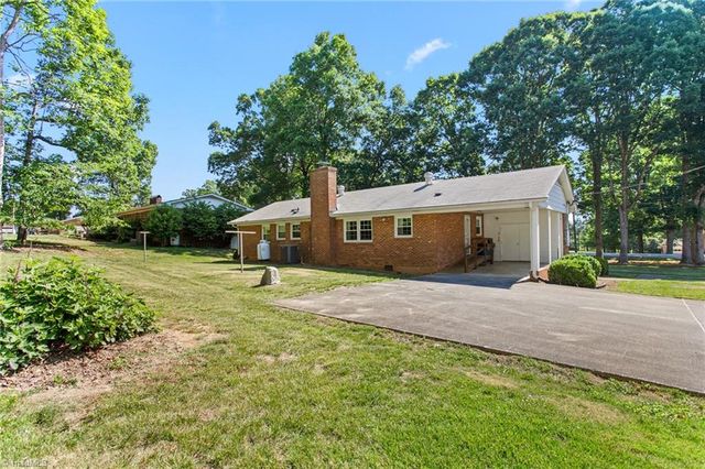 1949 Neelley Road, Pleasant Garden, NC 27313