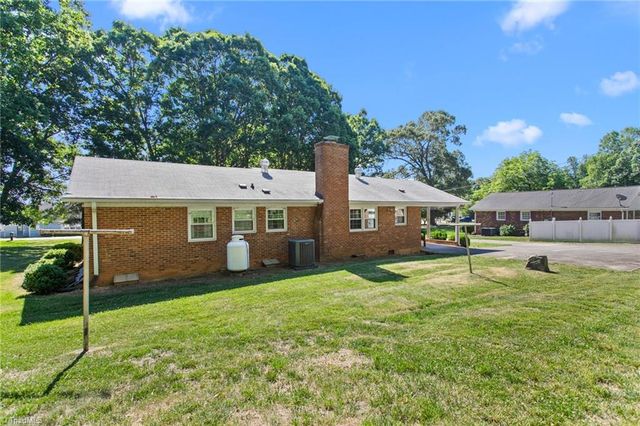 1949 Neelley Road, Pleasant Garden, NC 27313