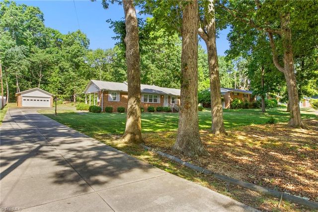 1949 Neelley Road, Pleasant Garden, NC 27313