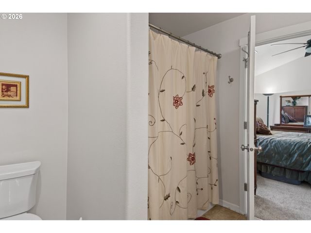 9080 Sw GRAPHITE Ter, Beaverton, OR 97007