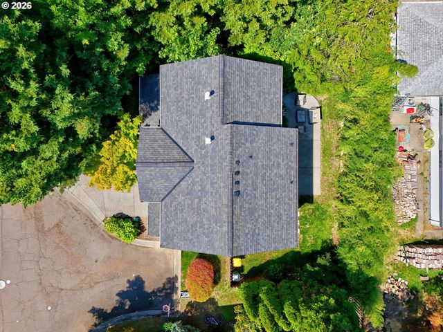 9080 Sw GRAPHITE Ter, Beaverton, OR 97007