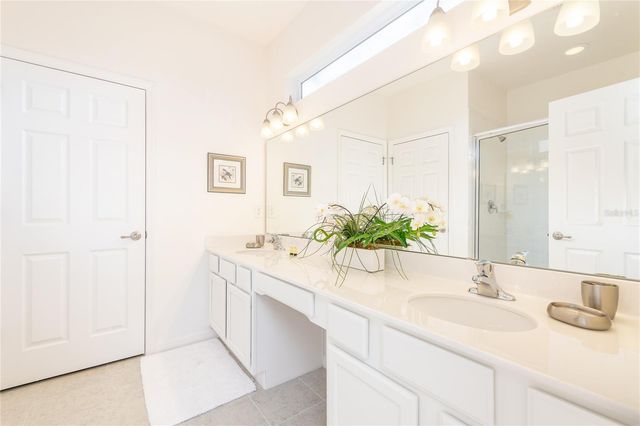 2219 CROFTON SPRINGS COURT, Davenport, FL 33837