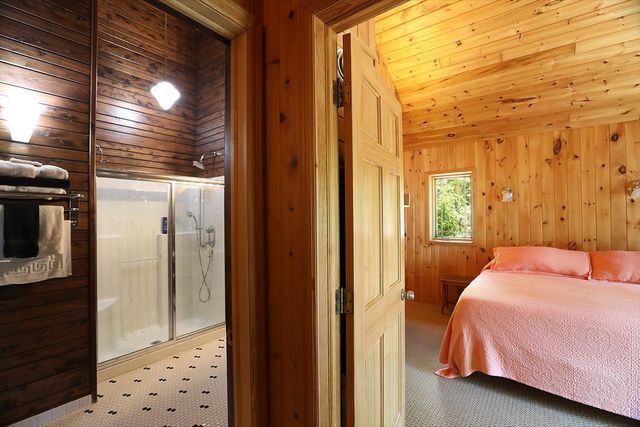 8890 Raps Road, Cook, MN 55723