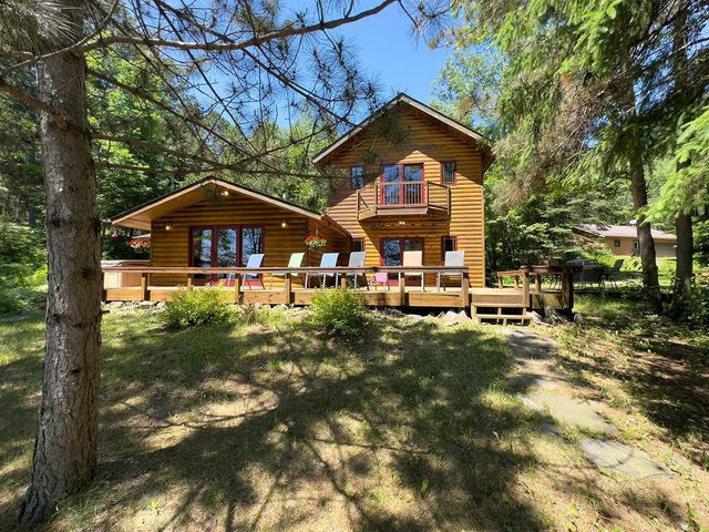 8890 Raps Road, Cook, MN 55723