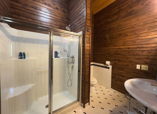 8890 Raps Road, Cook, MN 55723