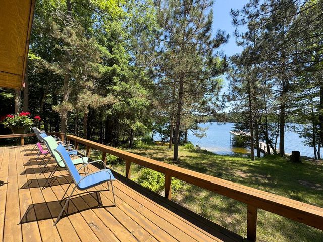 8890 Raps Road, Cook, MN 55723