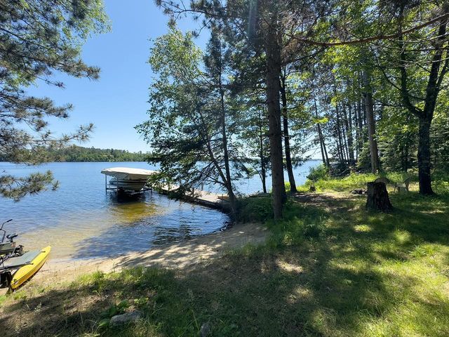 8890 Raps Road, Cook, MN 55723