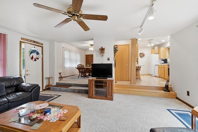 1500 S Calhoun ROAD, New Berlin, WI 53151